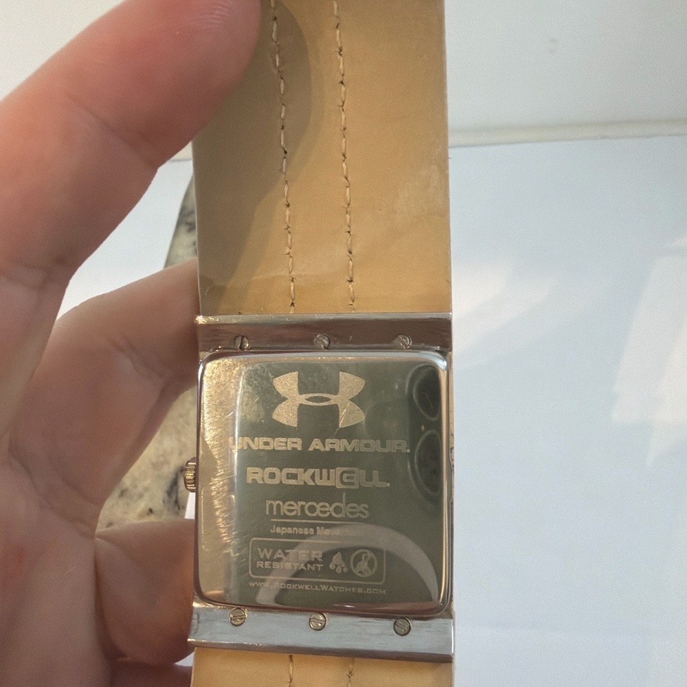 Under Armour Rockwell Square Cuff Watch White Leather Mercedes Collaboration - Picture 4 of 4